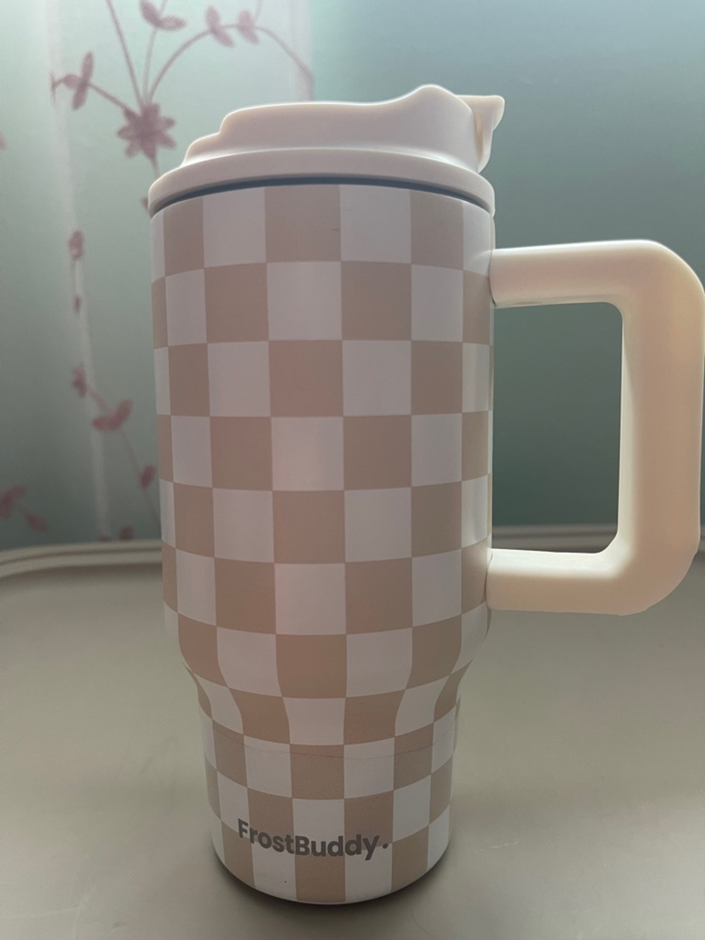 Beige Checkered Thicc Buddy 16oz